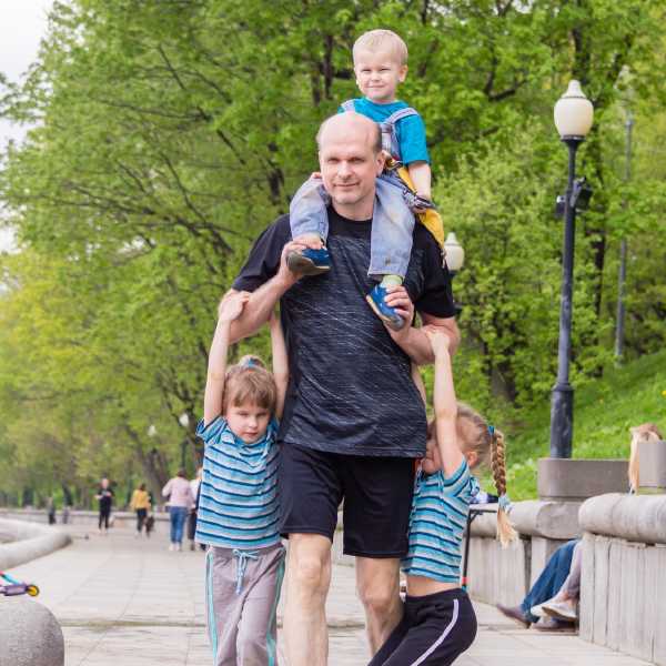 Nieuw onderzoek toont aan: geen verband tussen ontwikkelingsstoornis en onveilige gehechtheid tussen ouders en kinderen